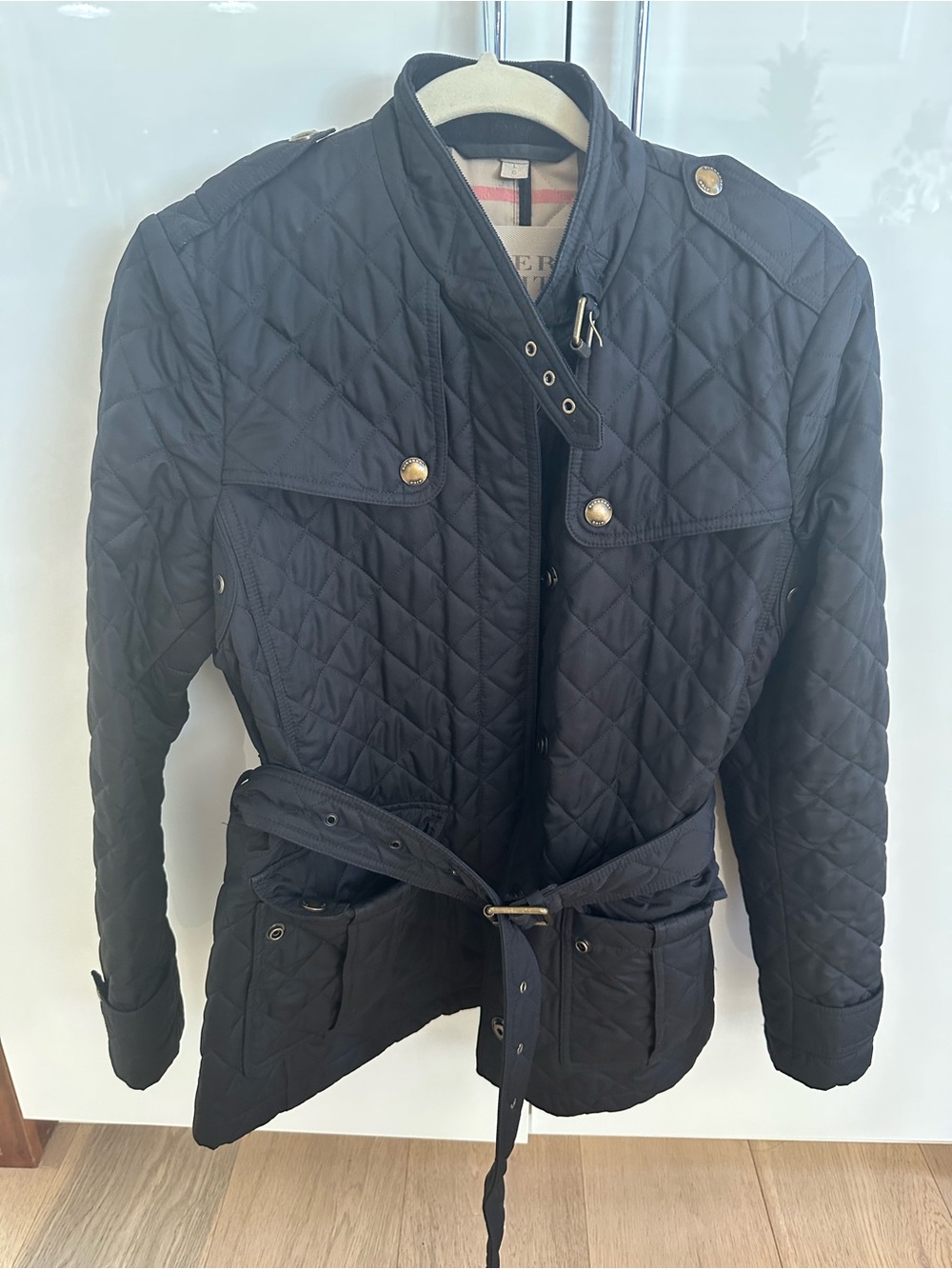 Women’s Burberry Black Jacket with Signature Check Lining